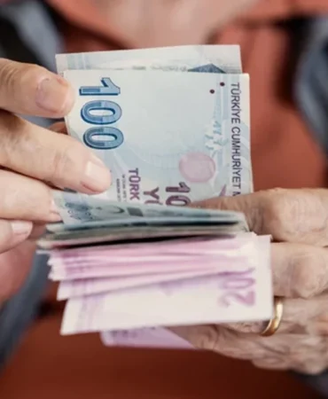 tum-emekli-maaslari-yukselebilir-sgk-uzmani-ozgur-erdursun-formulu-verdi-3kwz
