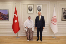 Mihalgazi Belediye Başkanı Zeynep Güneş'i kıyafeti üzerinden hedef alan İYİP üyesi Mehmet Emin Korkmaz, partiden ihraç edildi.