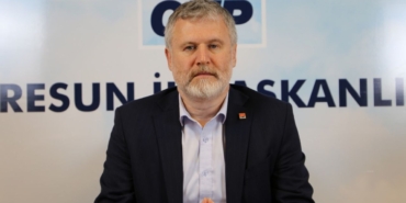 Dr. Gökhan Şenyürek; Maaşlar cebe girmeden eriyor